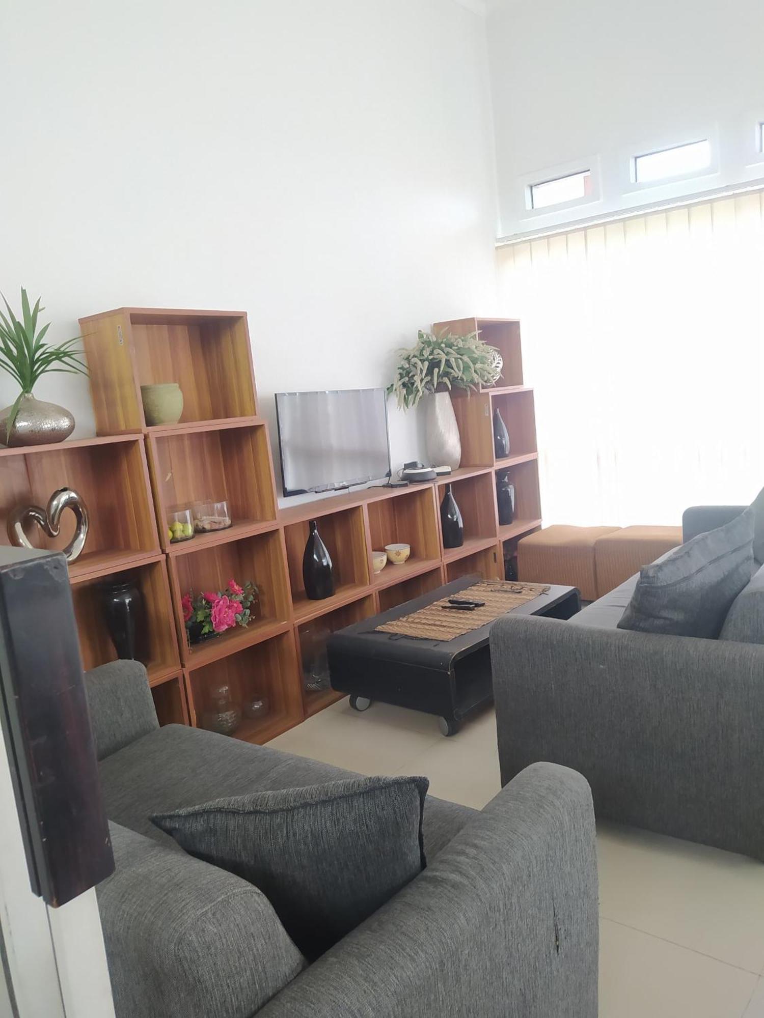 Villa Padasuka Raisa By Grorental 万隆 外观 照片