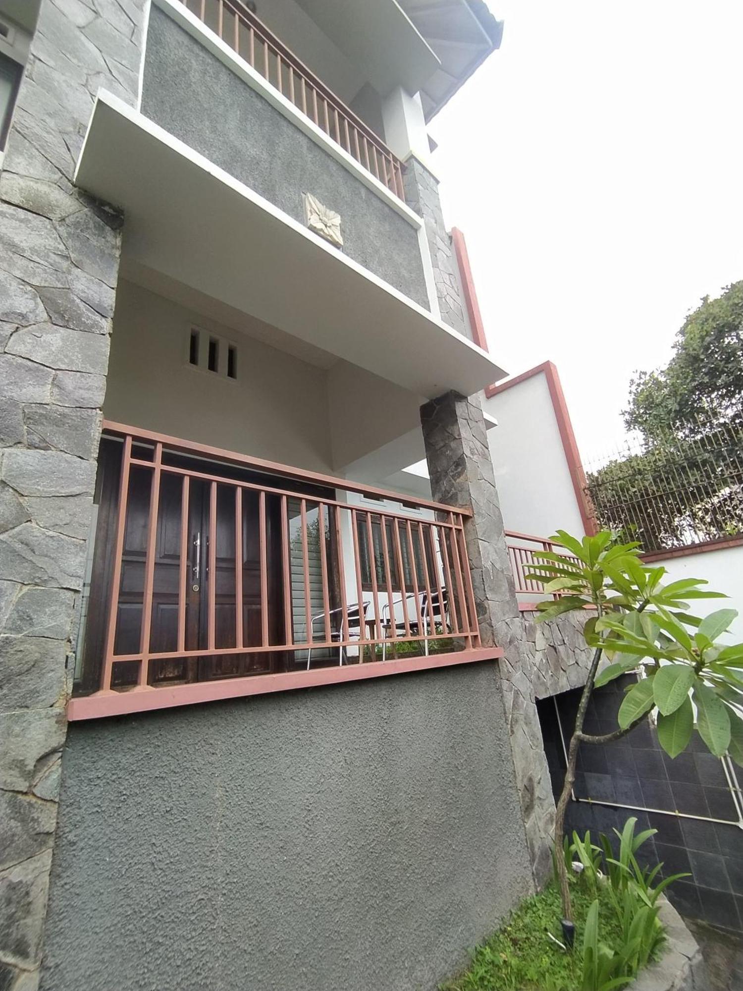 Villa Padasuka Raisa By Grorental 万隆 外观 照片